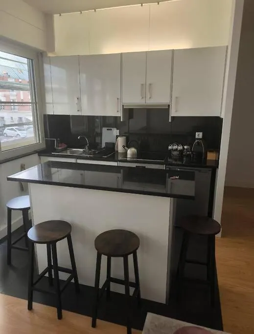 Apartment Studio Pour 1 A 4 Pers Localise Dans Un Quartier Chic Paris